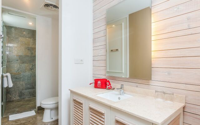 ZEN Premium Petitenget Umasari Hotel