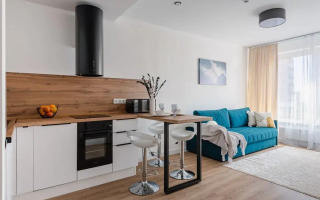 U Metro Aminyevskaya Flat