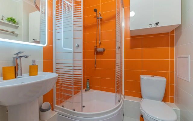 Apartamenty Uluchshennye Trekhmestnye SalutApart 8