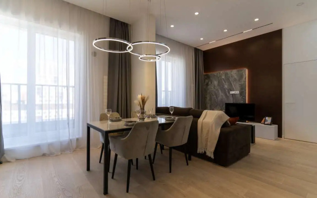 Dvuhehtazhnye Apartamenty s otkrytoj terrasoj na Stachek 62