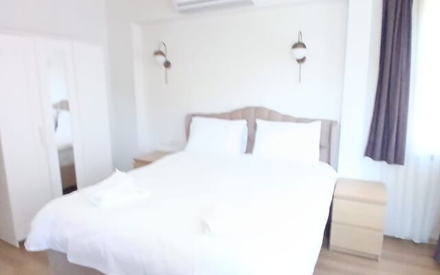 Blue Sophia Suites Hotel