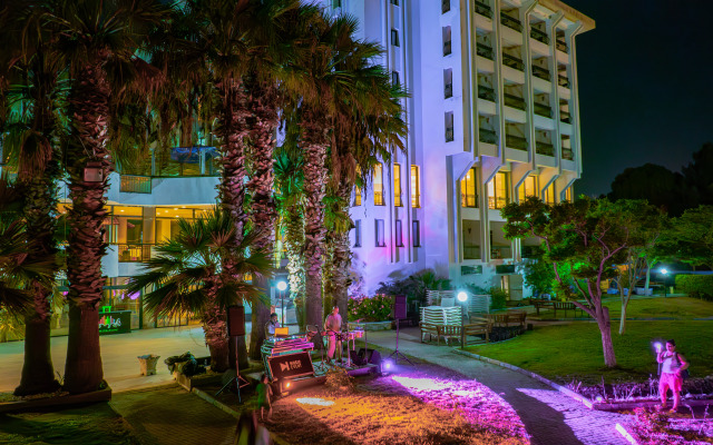 Sibyl Hotel Erythrai By Muup