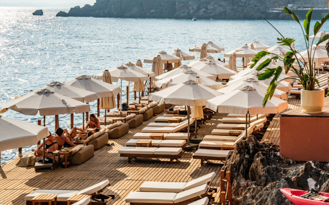 La Boutique Hotel & Suites (Adult Only 16+)