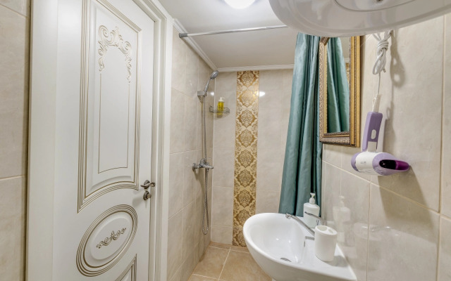 Sokroma MEL Apartments