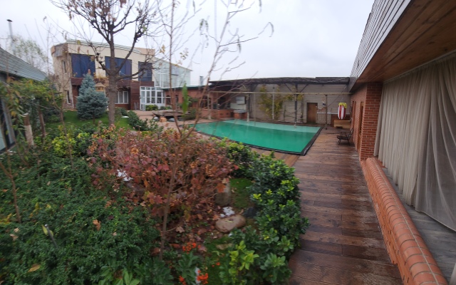Garda Guest House