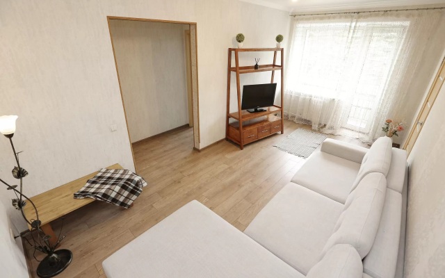 Apartamenty Uyutnye Apartamenty Vozle Parka Gorykogo Apartments