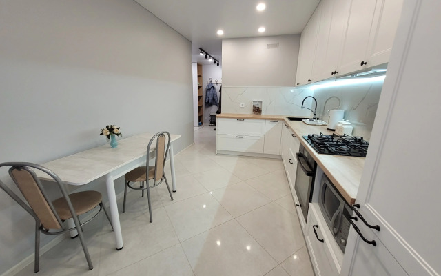 V Tsentre Park Frunze Amfiteatr Apartments