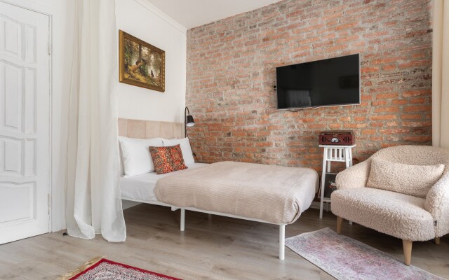 LetYourFlat Pushkin Apartments