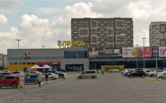 Apartments near the Crystal shopping center
