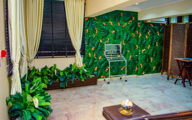 Отель The AHI Residence