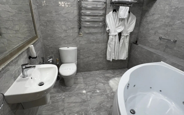 Hotel ARAVANA
