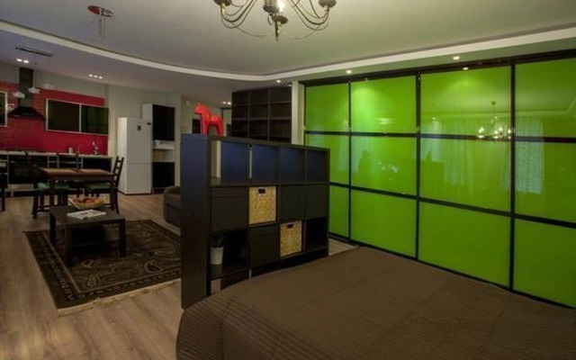 Na Ulitse Naberezhnaya Reki Moyki 56 Flat