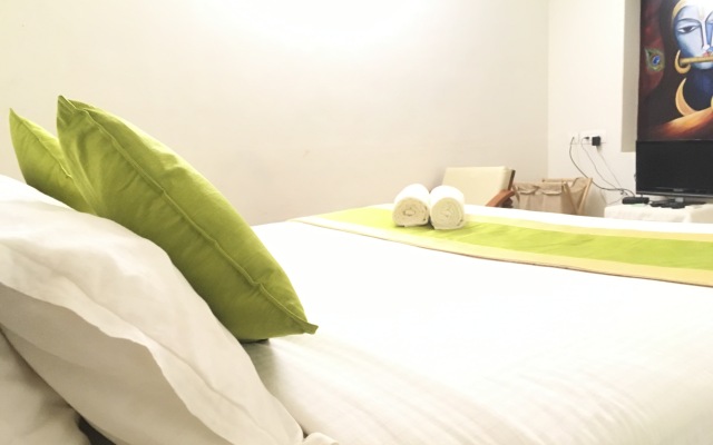 Michael J Hotel