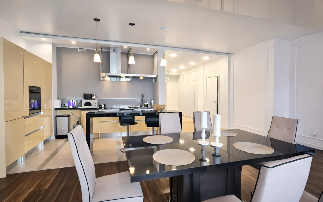 Апартаменты Панорама 28 — Вид на Город 130 м²