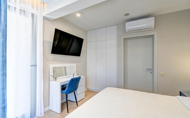 Lazurnyye v Luchezarnom Apartments