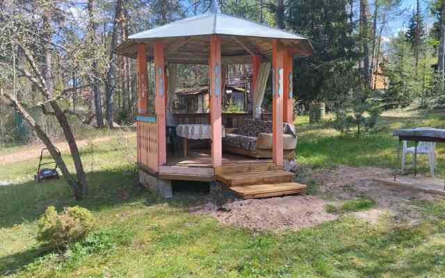 Частный дом Дом у реки в английском стиле