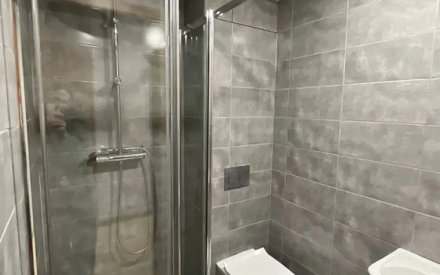 Taezhnyij Prival Guest House