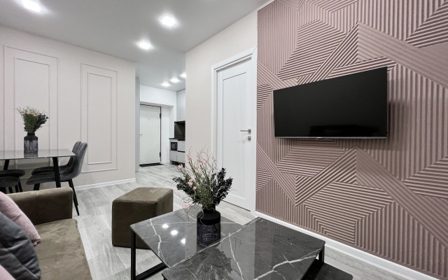 Modern City Center Saryan Str Apartments
