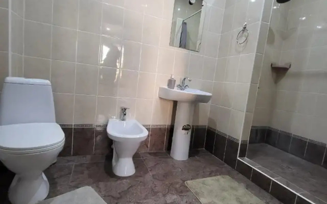 DeLyuks Mini-Hotel