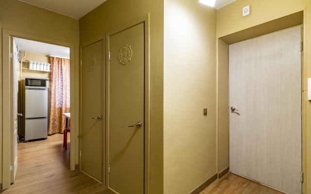 Malysheva Bazhova 3 Komnaty UGMK Lodging house
