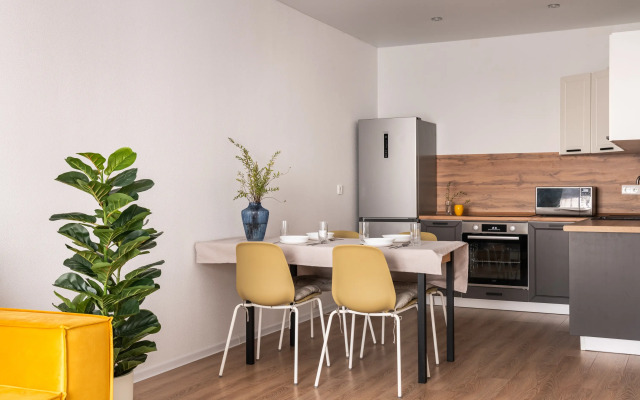 Chetyrekhkomnatnaya Dizainerskaya Vidovaya Flat