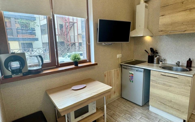Studiya S Balkonom V Tsentre Estosadka Flat
