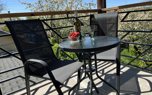 M33 Guest House