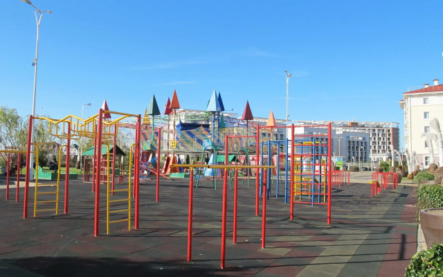 Na Bulvare Nadezhd 8/2 Apartments