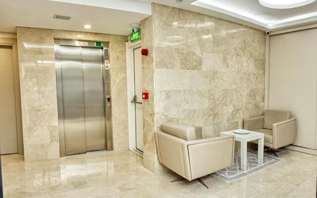 Flori̇na Hotel
