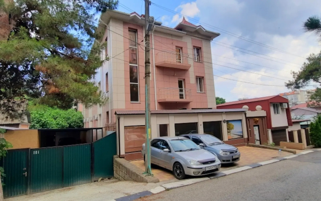 Отель Олина