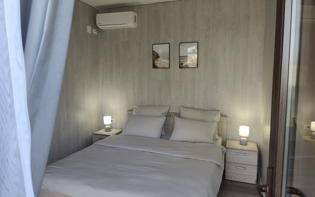 Kottedzh S Morem Za Kalitkoy Private house