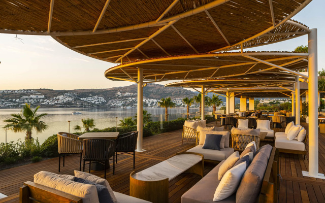 Cape Bodrum Luxury Hotel & Beach