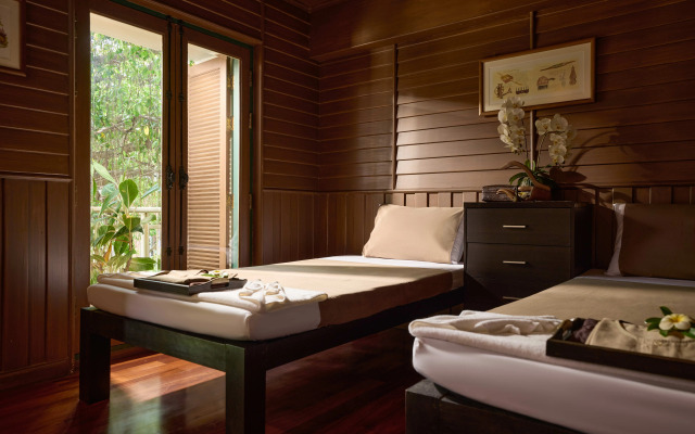 Kalanan Riverside Resort