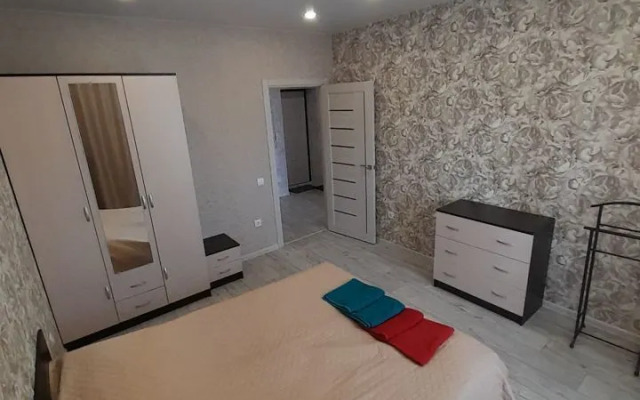 Квартира Уютная на улица 50-летия Победы 10