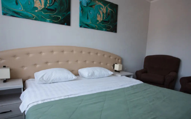 Zolotoj Drakon Hotel