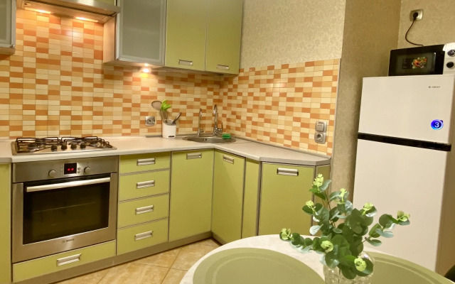 V Turisticheskom Tsentre Flat