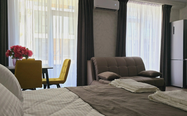 SilverPeak 44 Apartments