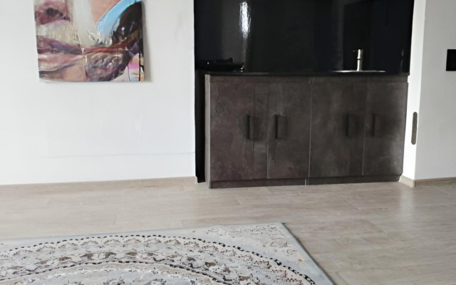 Апартаменты Нефтяников 2