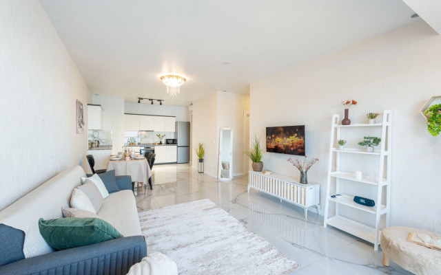 Infinity Sea Residence in Porta Apartments