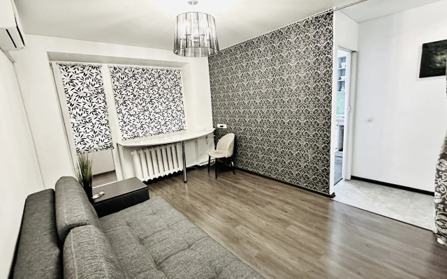 S Konditsionerom 24/7 Ryadom Vokzal Wi-Fi Apartment