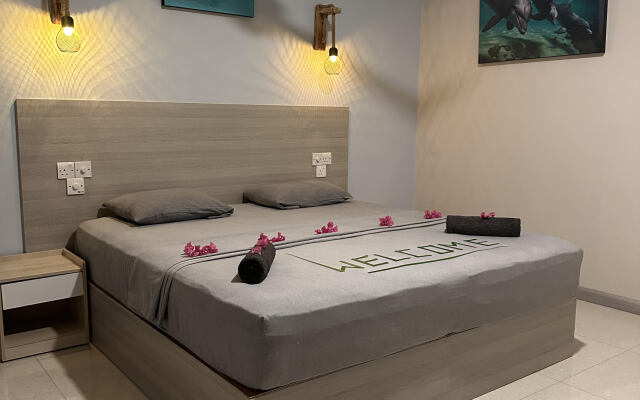 Dive Villa Thoddoo Villa