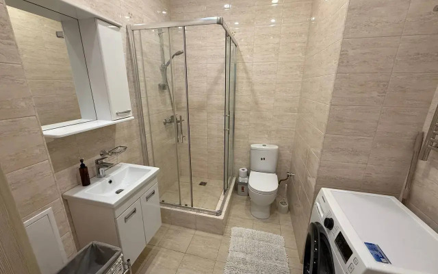 735 Na Krymskoy 89 Apartments