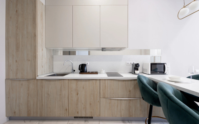 Апартаменты Mirror с отдельной спальней