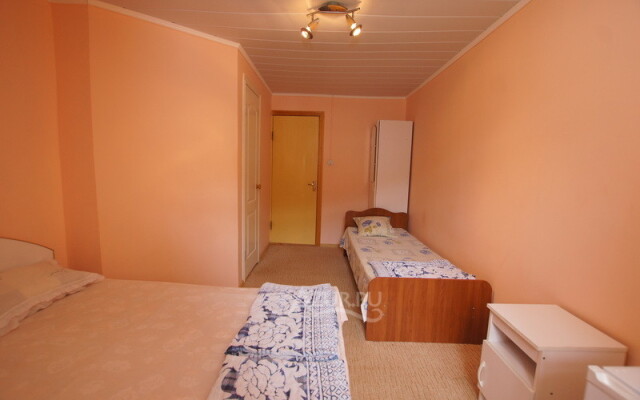 Kedr Guest House
