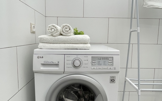 2 Nochi Na Ulitse Shkolnaya 15 Str1 Flat