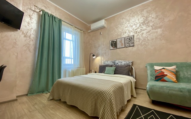 Na 25 etazhe s krasivym vidom na gorod Flat