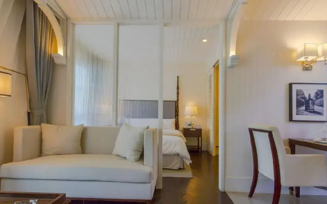 Grand Florida Beachfront Apartments