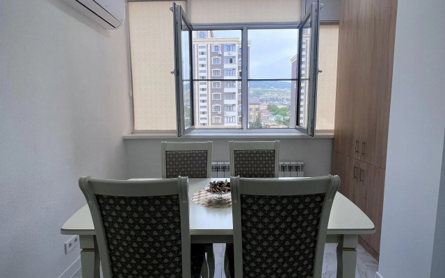 Kvartira Apartamenty u fontana na Gejdara Alieva