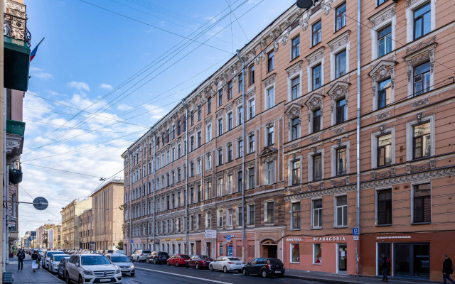 Апартаменты Премьер апарт Двухуровневая студия в историческом центре Санкт Петербурга