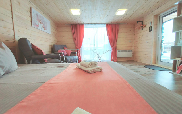 Domik Dlya Semyi Ili Kompanii Druzey Glamping